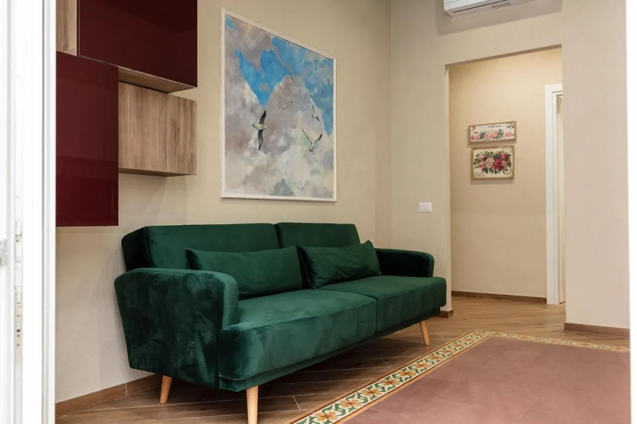 Roommo Apartments San Gallo Флоренция Италия