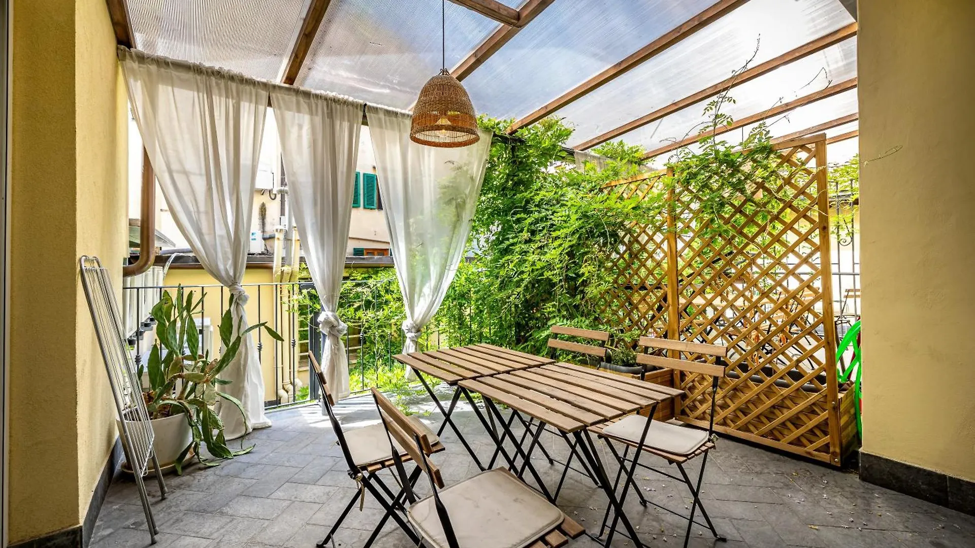 Roommo Apartments San Gallo Florence Italy