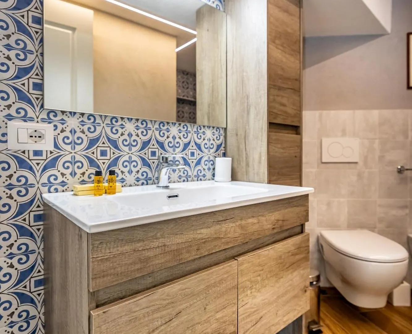 Roommo Apartments San Gallo Флоренция